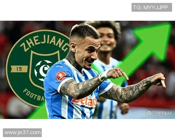 足球明星中的小巨人最小罗的传奇与梦想之路