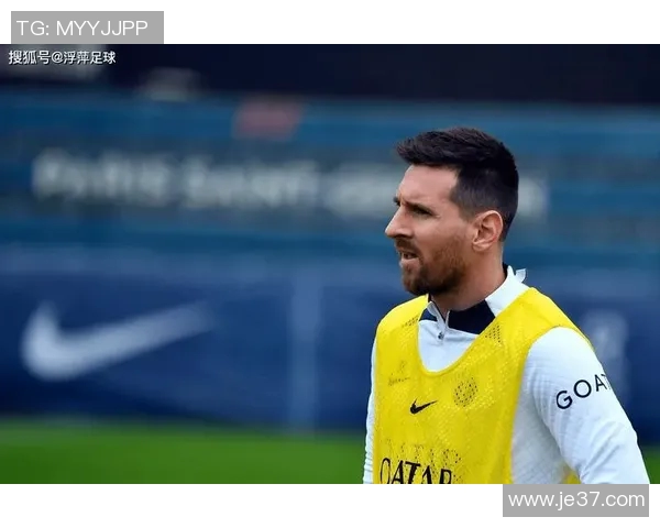 足球明星大揭秘猜一猜他们的传奇故事与精彩瞬间