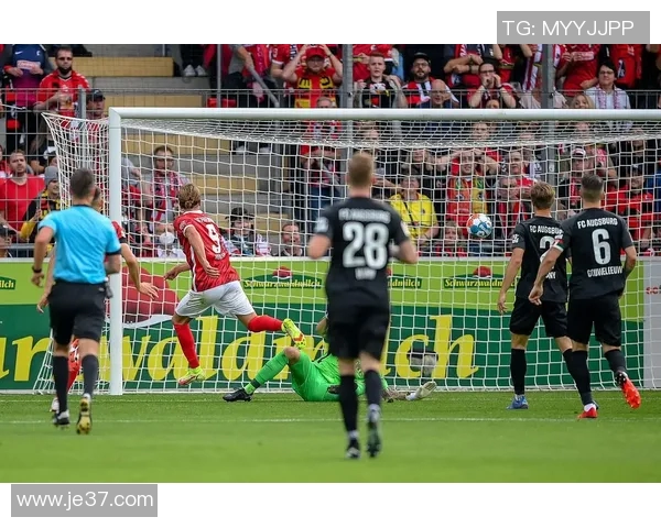 奥格斯堡主场迎战莱比锡能否打破连败局面引发关注